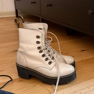 Dr. Martens cream white  Combat Boots